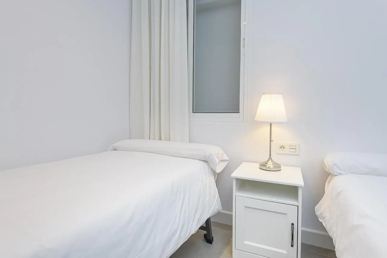 Wintowinrentals Malaga Center, Comfortable And Renovated 아파트