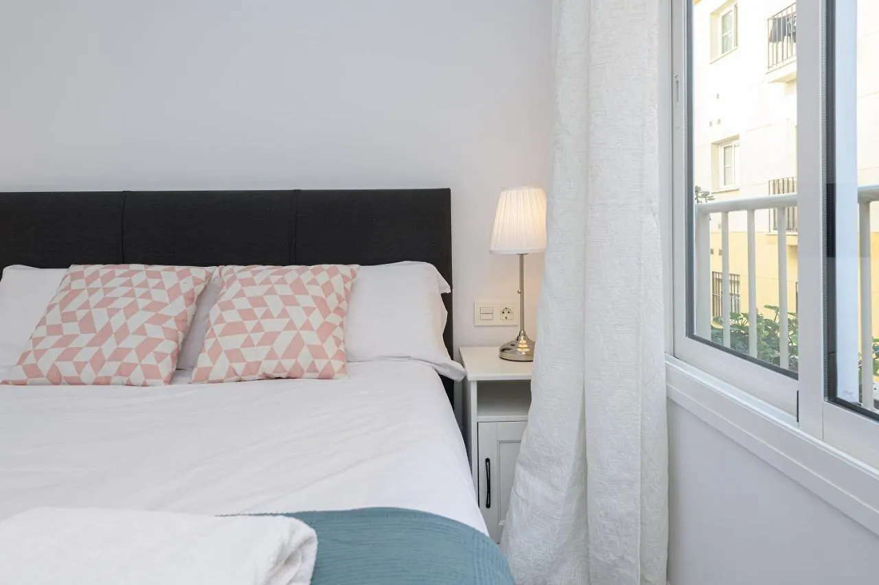 Wintowinrentals Malaga Center, Comfortable And Renovated 아파트
